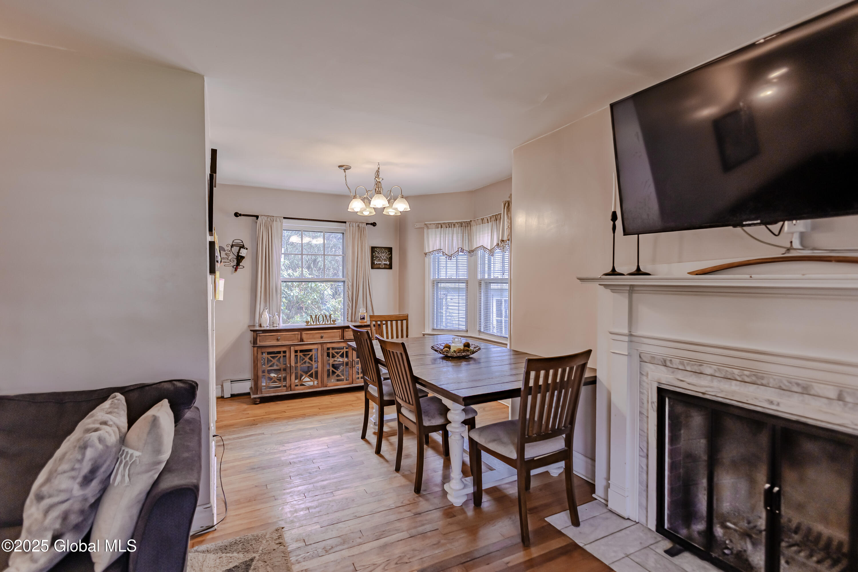 12 Onderdonk Road Schenectady, NY 12302 - Photo 9 of 35 0D2A2807-HDR