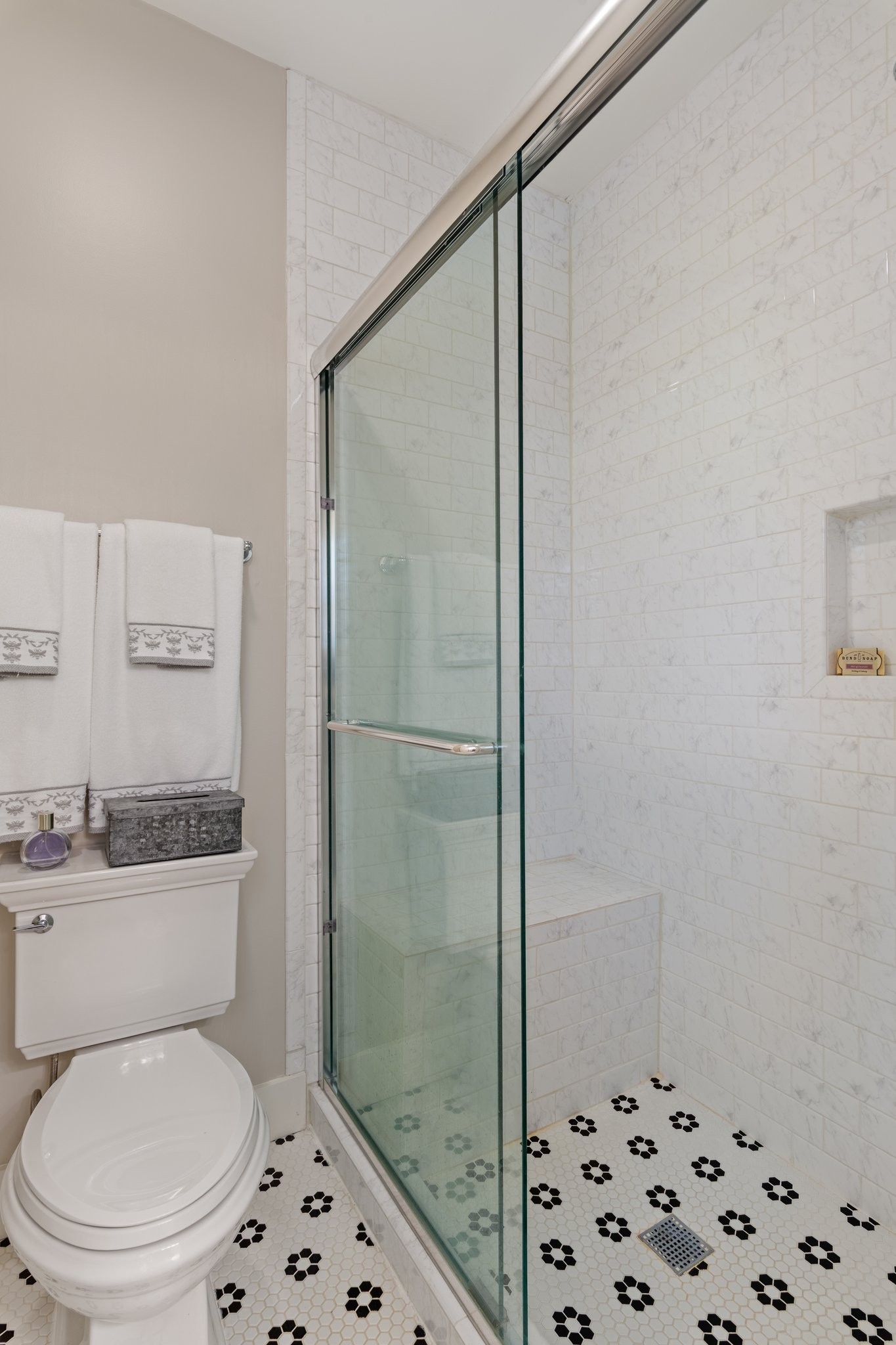 4075 Clovercroft Road Franklin, TN 37067 - Photo 14 of 30 Gallery Image 14
