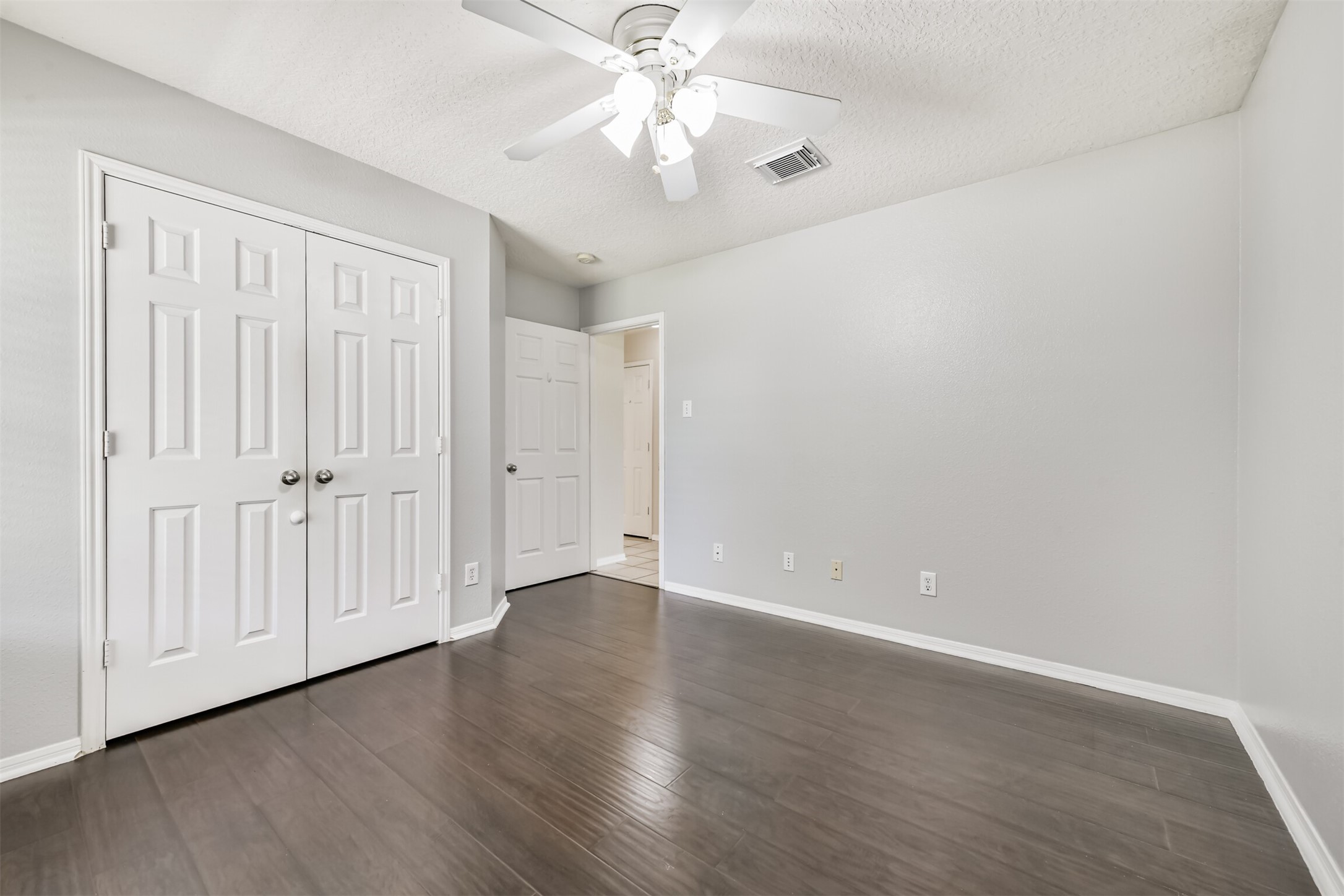 2401 Woody Road Pearland, TX 77581 - Photo 22 of 31
