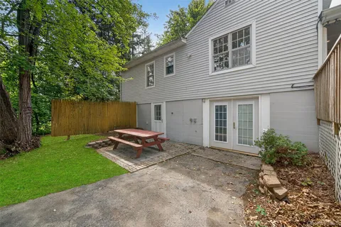 $429,000 | 54 Canterbury Avenue, Cornwall, NY 12518