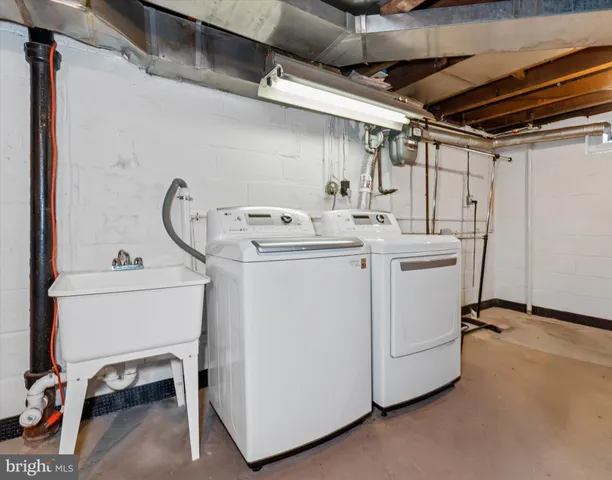 $425,000 | 240 Sandra Road, Wilmington, DE 19803