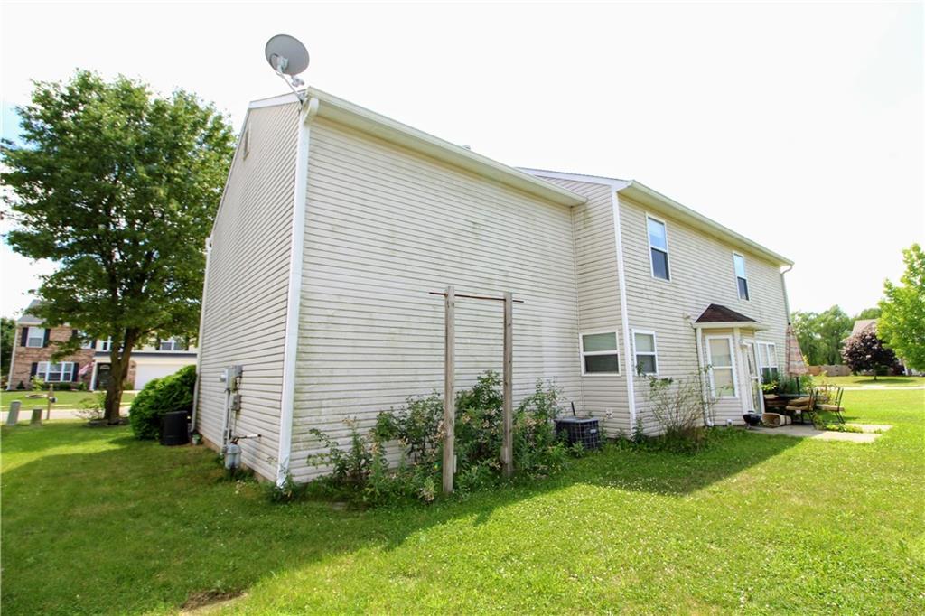 1178 Alder Road Franklin, IN 46131 - Photo 9 of 50 Gallery Image 9