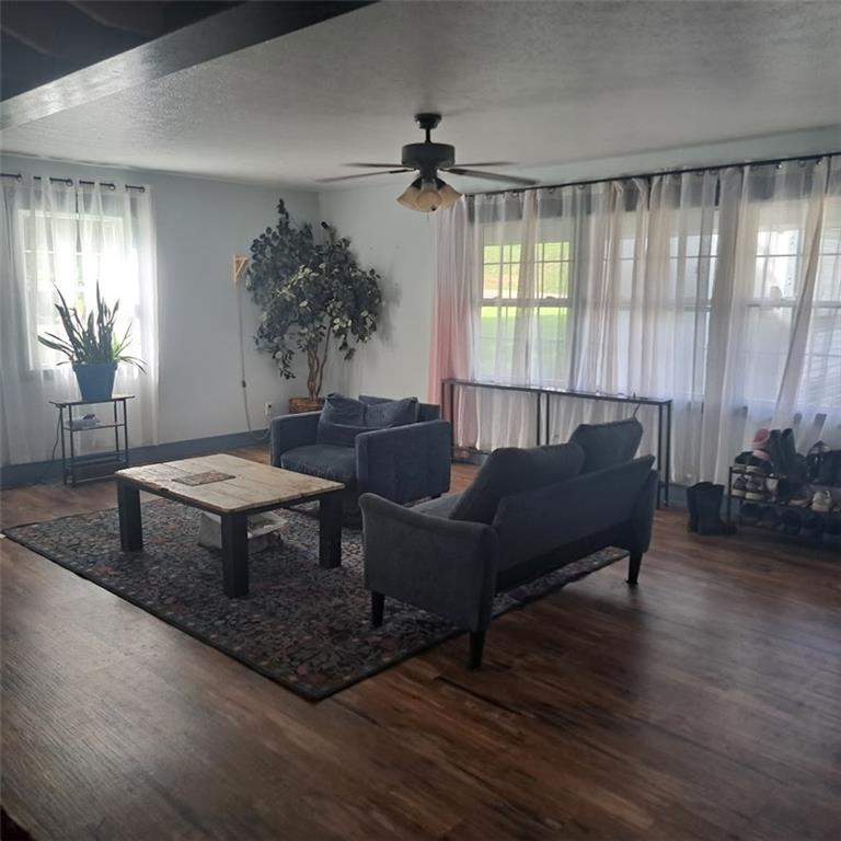 948 Herman Road Butler, PA 16002 - Photo 14 of 35 Great room