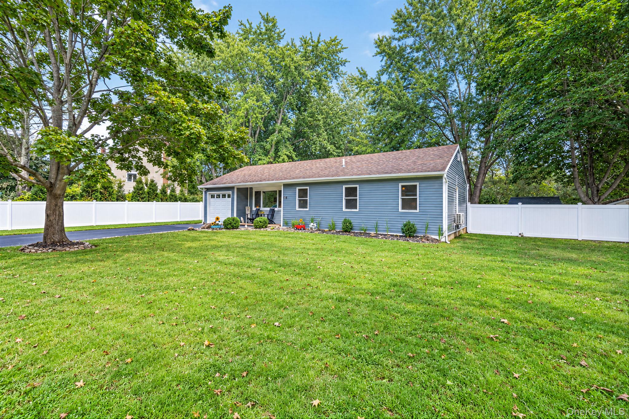 105 Raynor Road Ridge, NY 11961 - Photo 26 of 27 Front View III