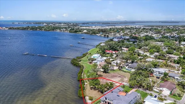 $1,375,000 | 2111 4th St Court West, Palmetto, FL 34221