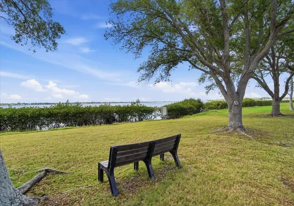 $1,375,000 | 2111 4th St Court West, Palmetto, FL 34221