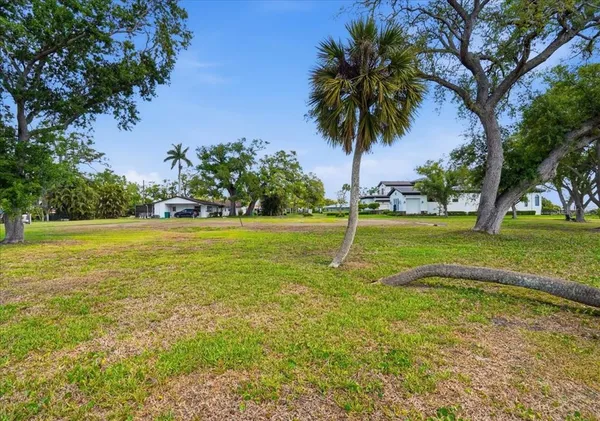 $1,375,000 | 2111 4th St Court West, Palmetto, FL 34221