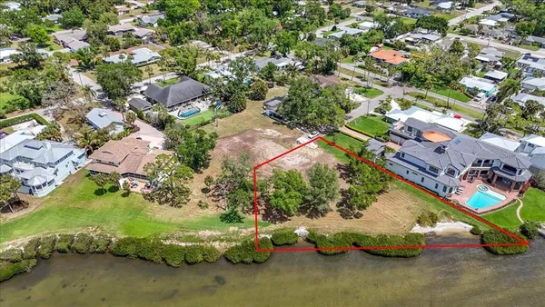 $1,375,000 | 2111 4th St Court West, Palmetto, FL 34221