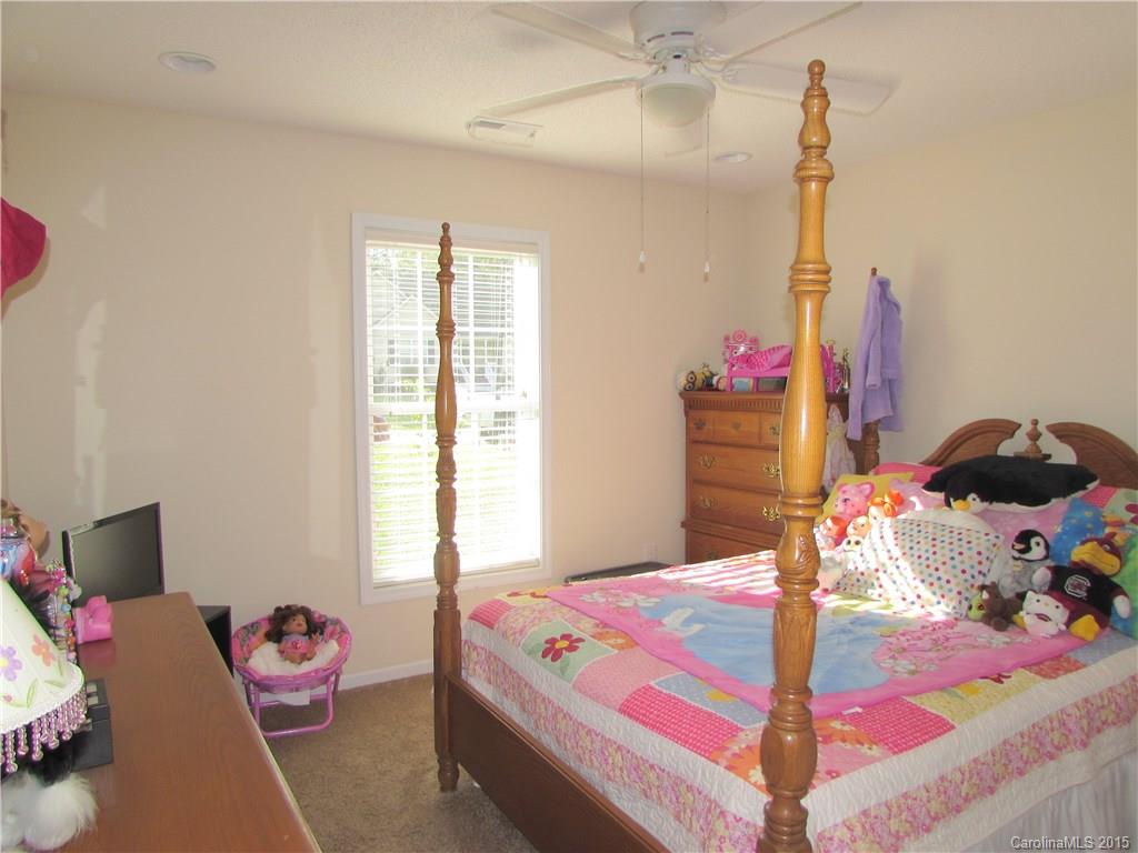 648 Red Hawk Way Clover, SC 29710 - Photo 12 of 19 Gallery Image 12