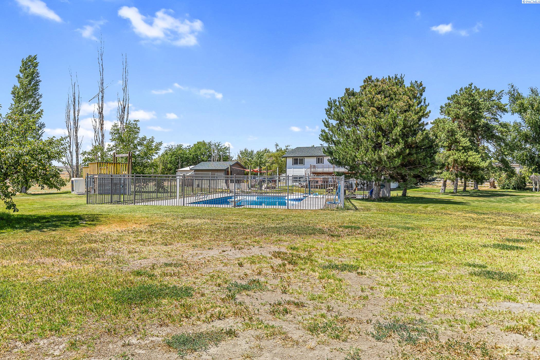 40223 East Ruppert Road Benton City, WA 99320 - Photo 35 of 44 Gallery Image 35