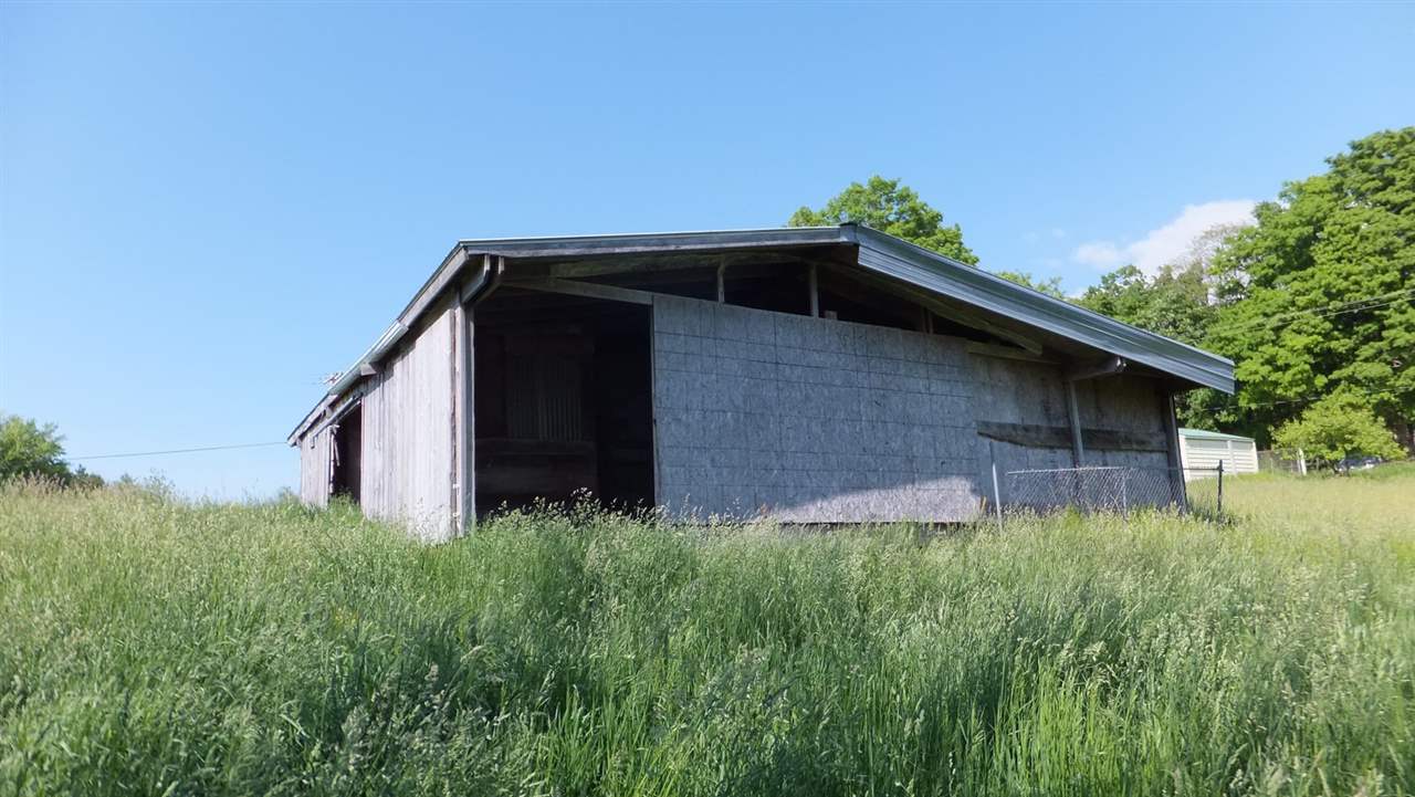 6485 River Road Benzonia, MI 49616 - Photo 8 of 21 1817594-7.JPG