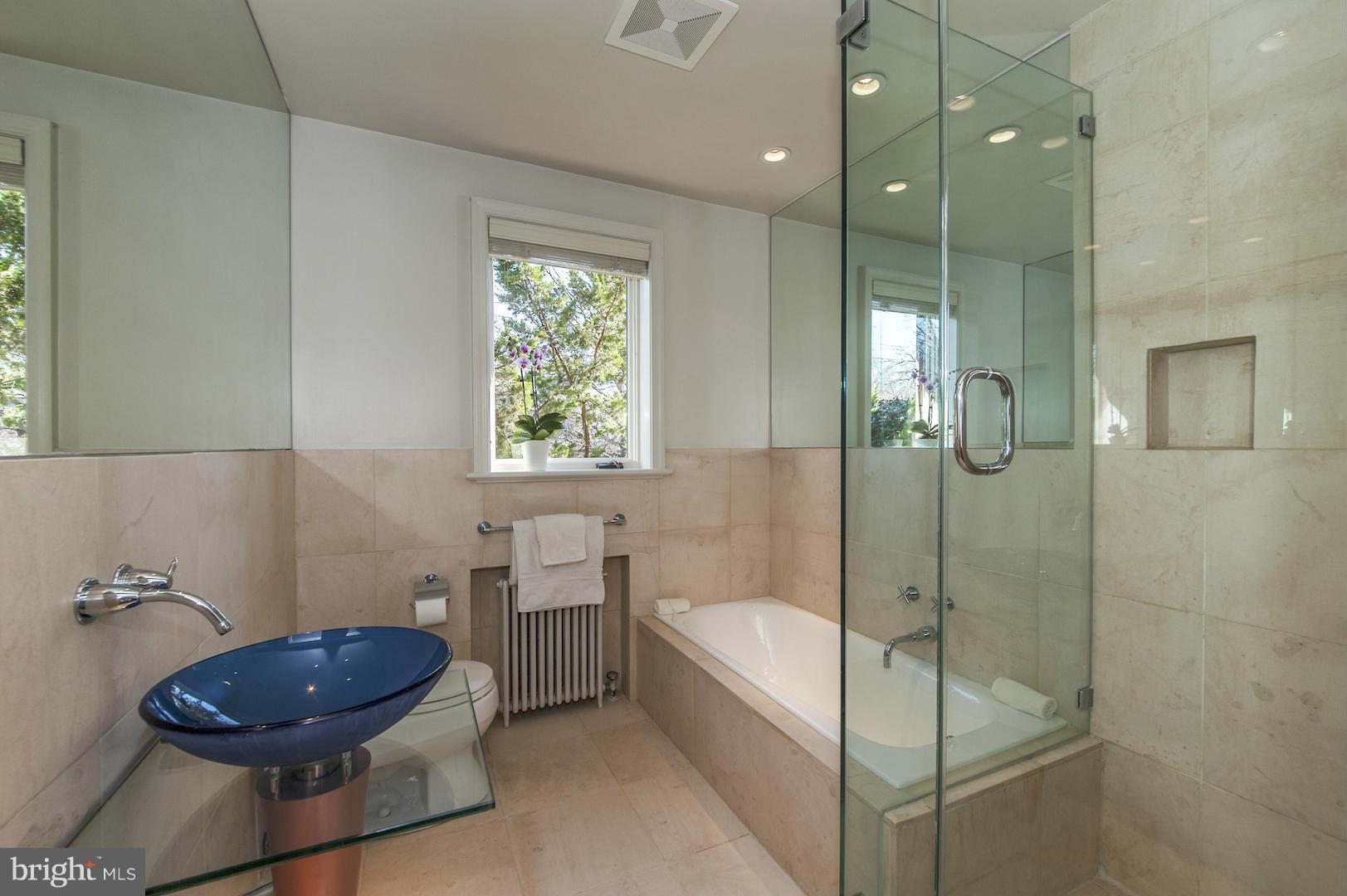 3101 Rittenhouse Street Northwest Washington, DC 20015 - Photo 12 of 28 Master Bathroom