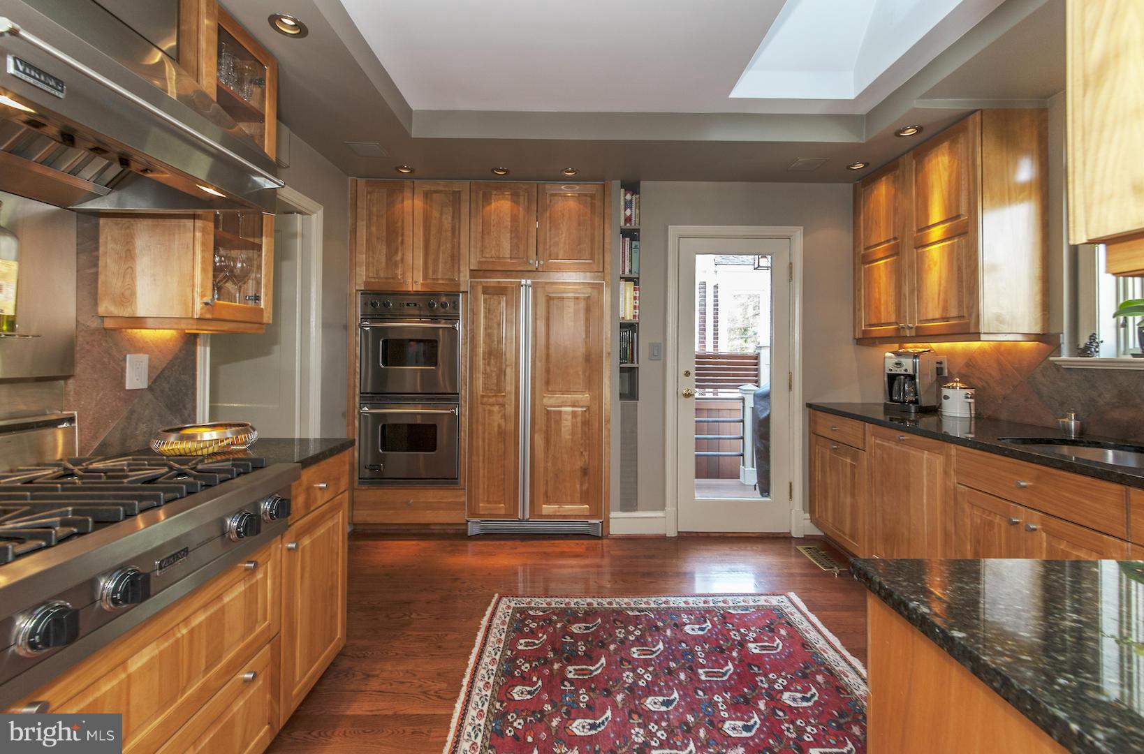 3101 Rittenhouse Street Northwest Washington, DC 20015 - Photo 9 of 28 Kitchen
