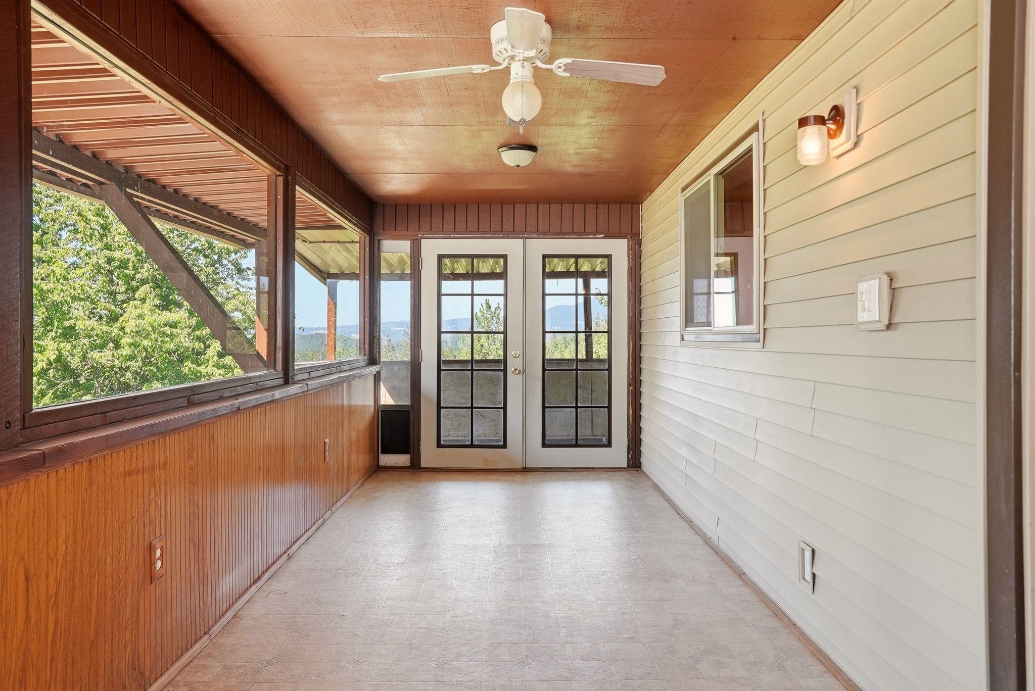 19212 North Dunn Road Colbert, WA 99005 - Photo 11 of 37 Gallery Image 11