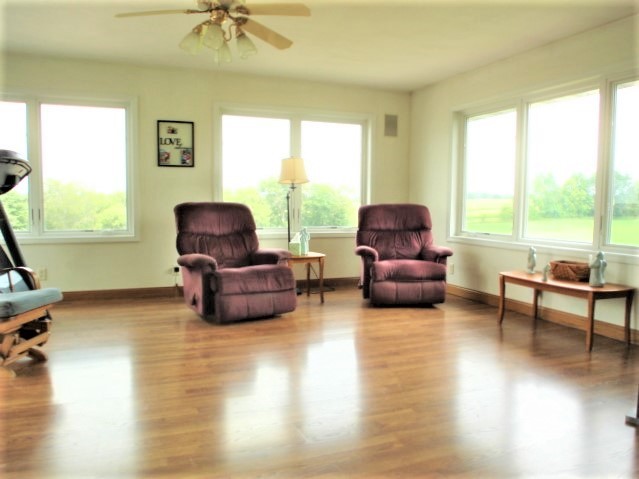 1924 Lenox Road Dixon, IL 61021 - Photo 6 of 24