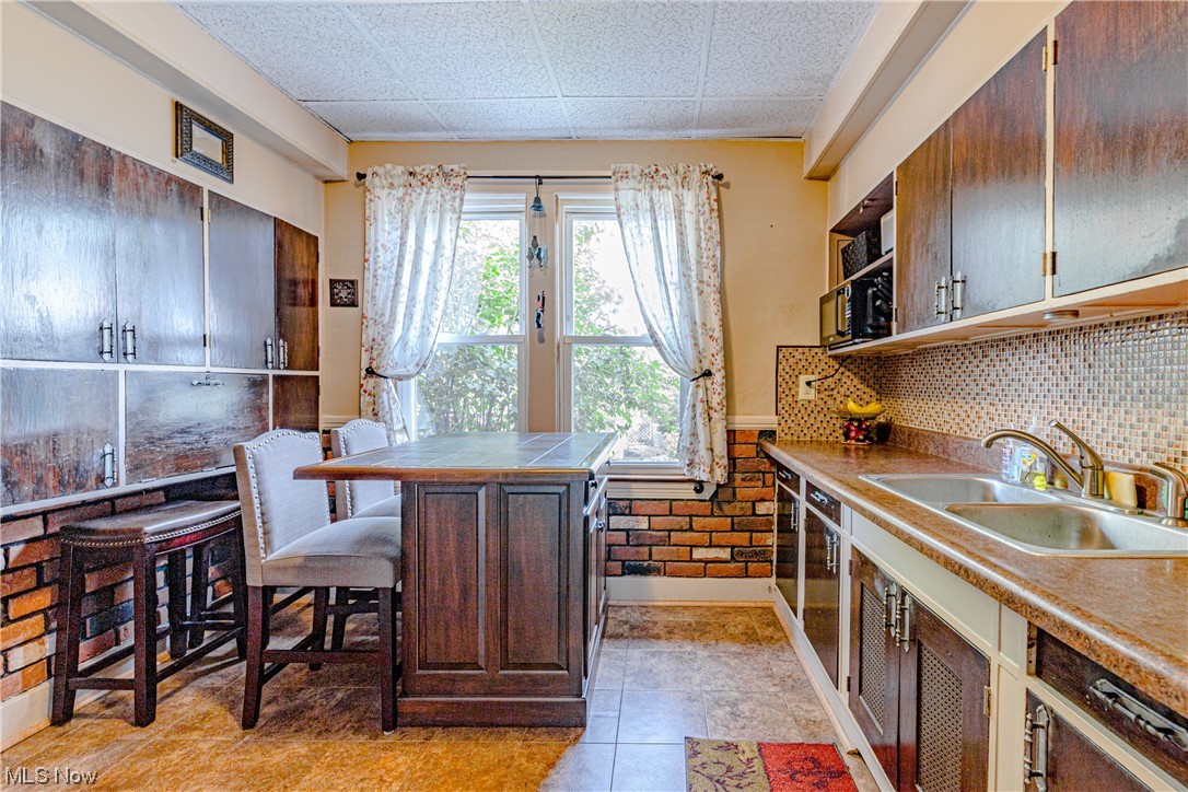 4742 Burleigh Road Cleveland, OH 44125 - Photo 9 of 13 Kitchen