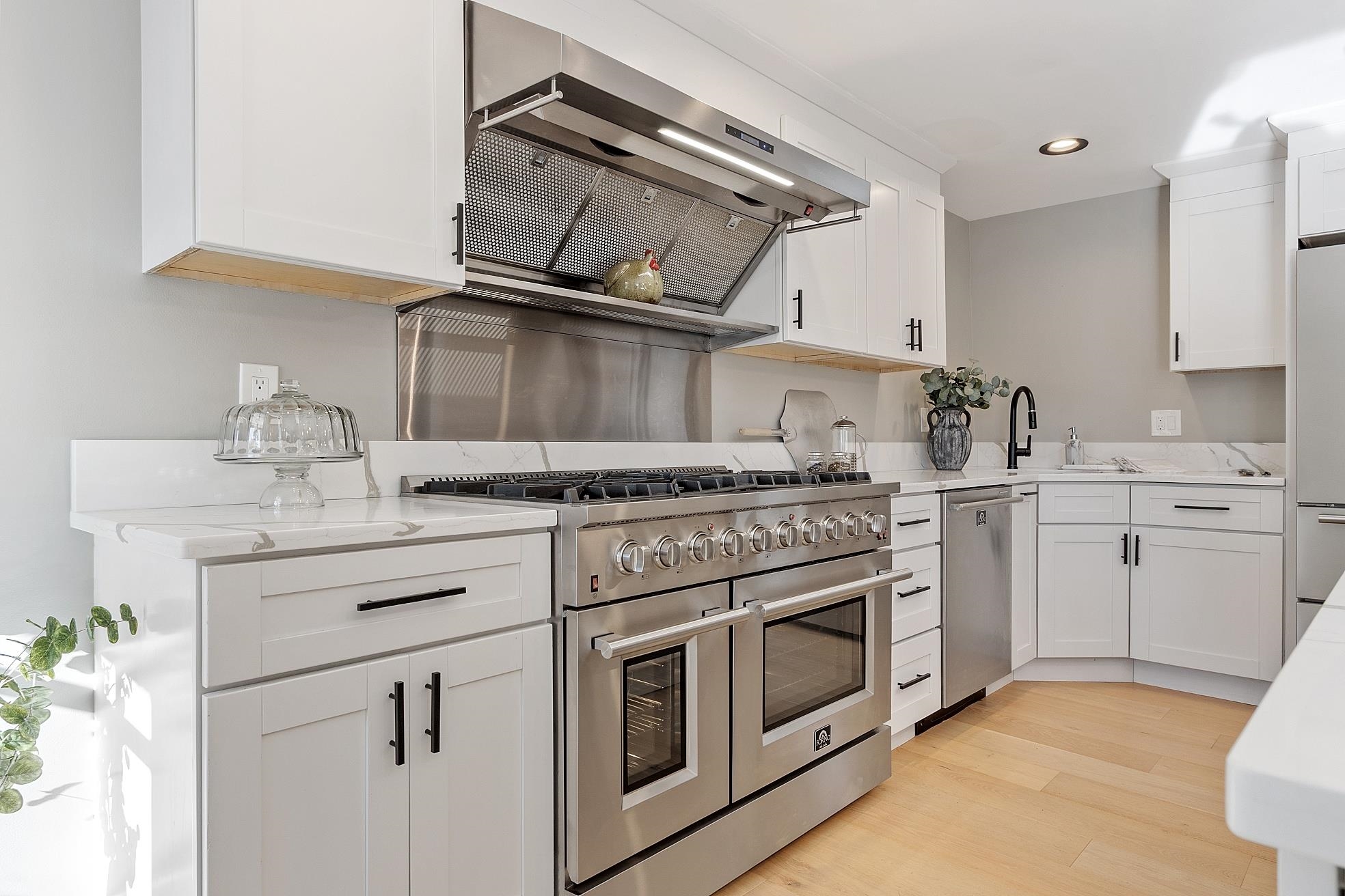 51 Fordway Derry, NH 03038 - Photo 16 of 60