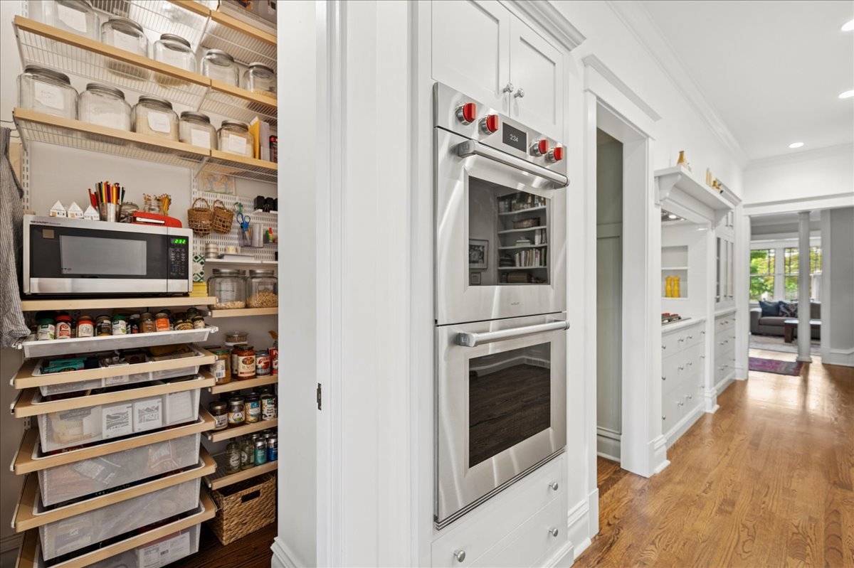 1249 Maple Avenue Wilmette, IL 60091 - Photo 17 of 43