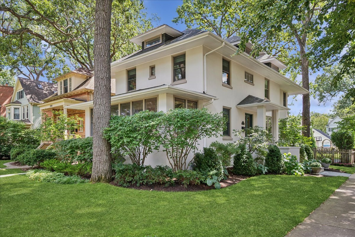 1249 Maple Avenue Wilmette, IL 60091 - Photo 2 of 43