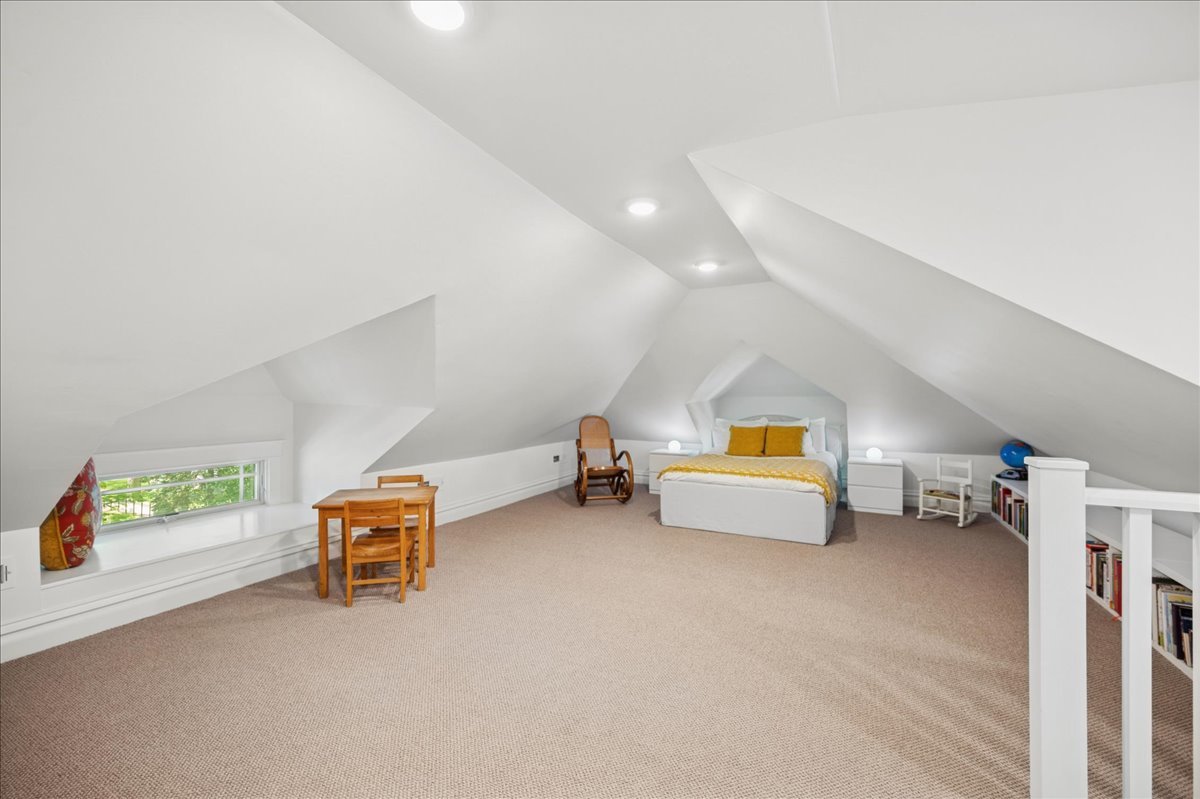 1249 Maple Avenue Wilmette, IL 60091 - Photo 27 of 43