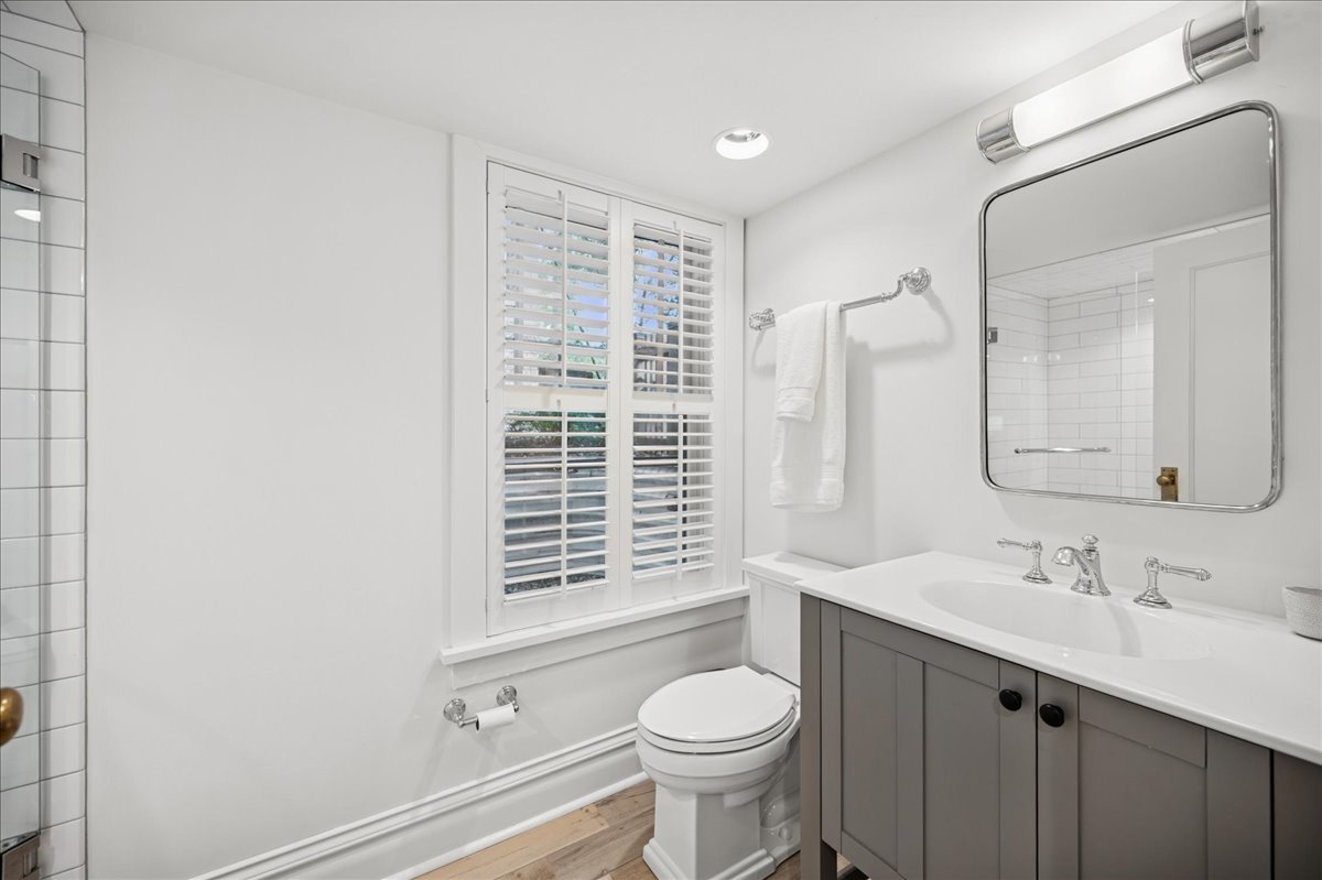 1249 Maple Avenue Wilmette, IL 60091 - Photo 33 of 43