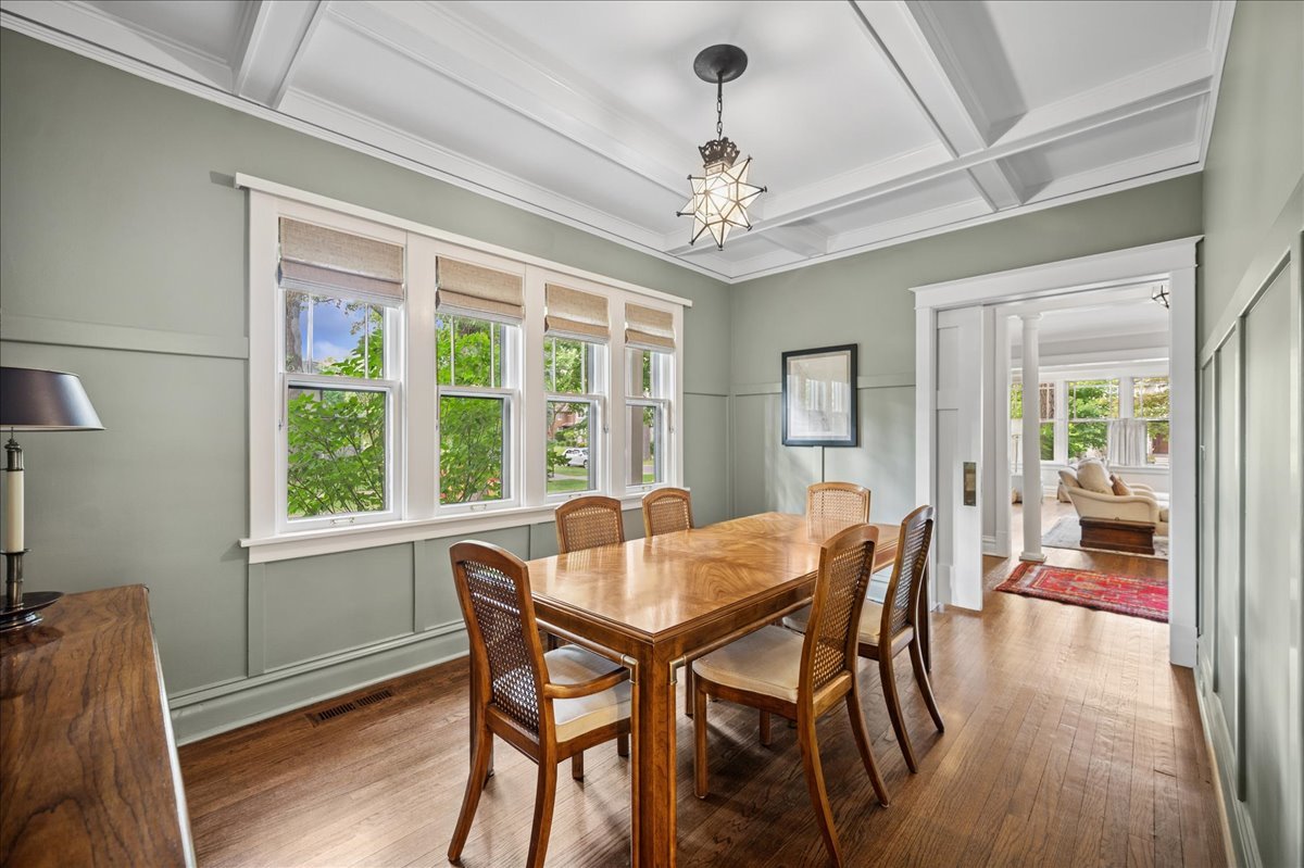 1249 Maple Avenue Wilmette, IL 60091 - Photo 10 of 43