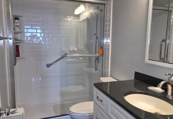 $187,500 | 850 Wellington Avenue, Unit 403, Elk Grove Village, IL 60007