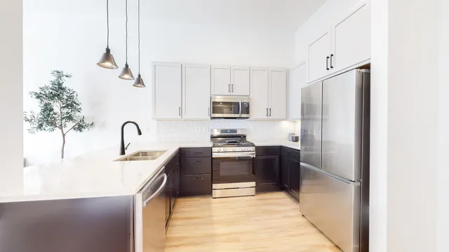 $2,751 | 650 Portland Avenue South, Unit 535, Minneapolis, MN 55415