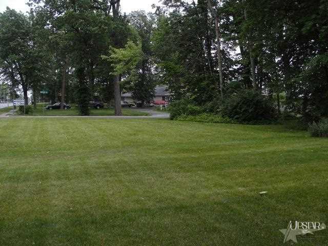 2412 East Paulding Road Fort Wayne, IN 46816 - Photo 1 of 5