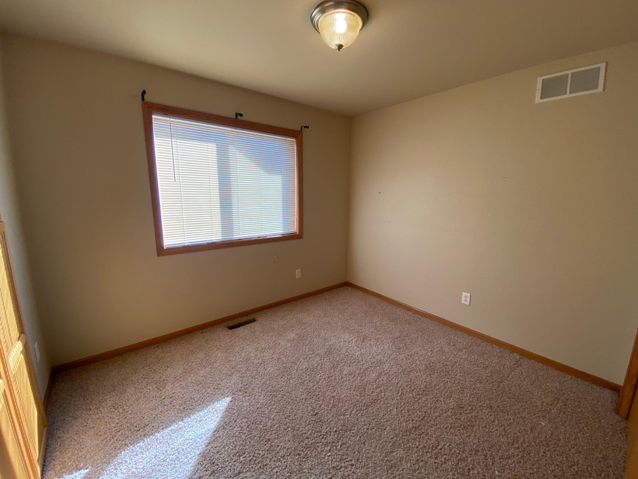 4233 Mallard Place Southeast Rochester, MN 55904 - Photo 9 of 23 Gallery Image 9