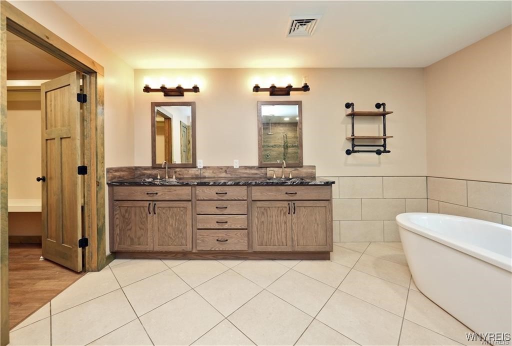 11920 Hanford Road Silver Creek, NY 14136 - Photo 21 of 38