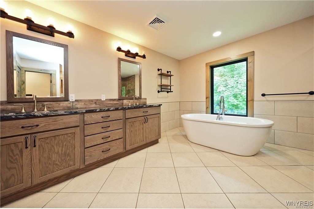 11920 Hanford Road Silver Creek, NY 14136 - Photo 22 of 38