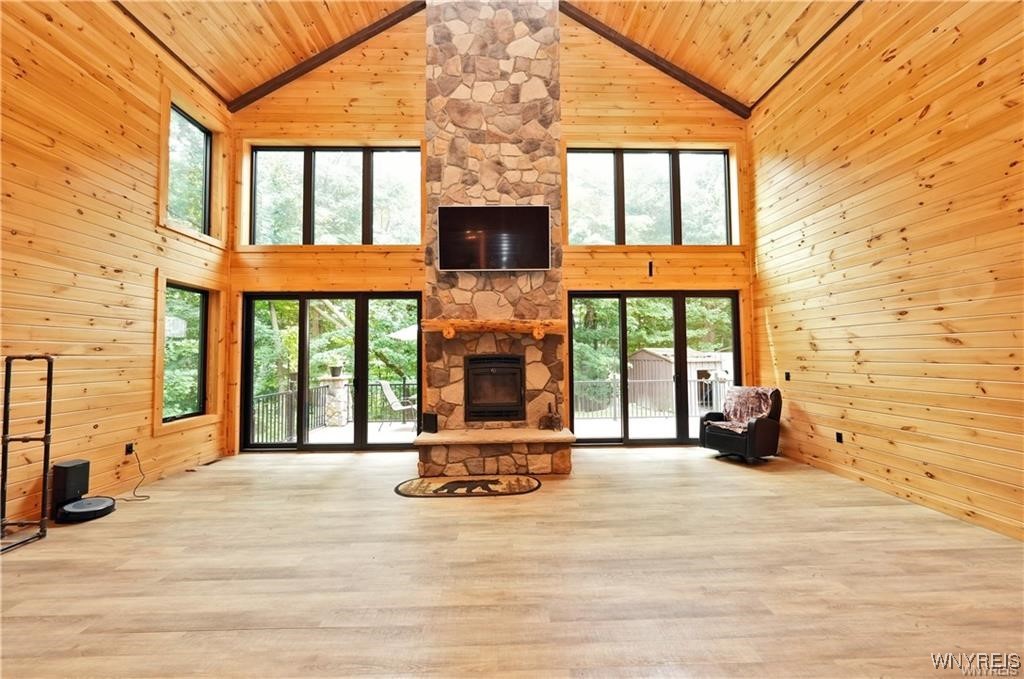 11920 Hanford Road Silver Creek, NY 14136 - Photo 9 of 38