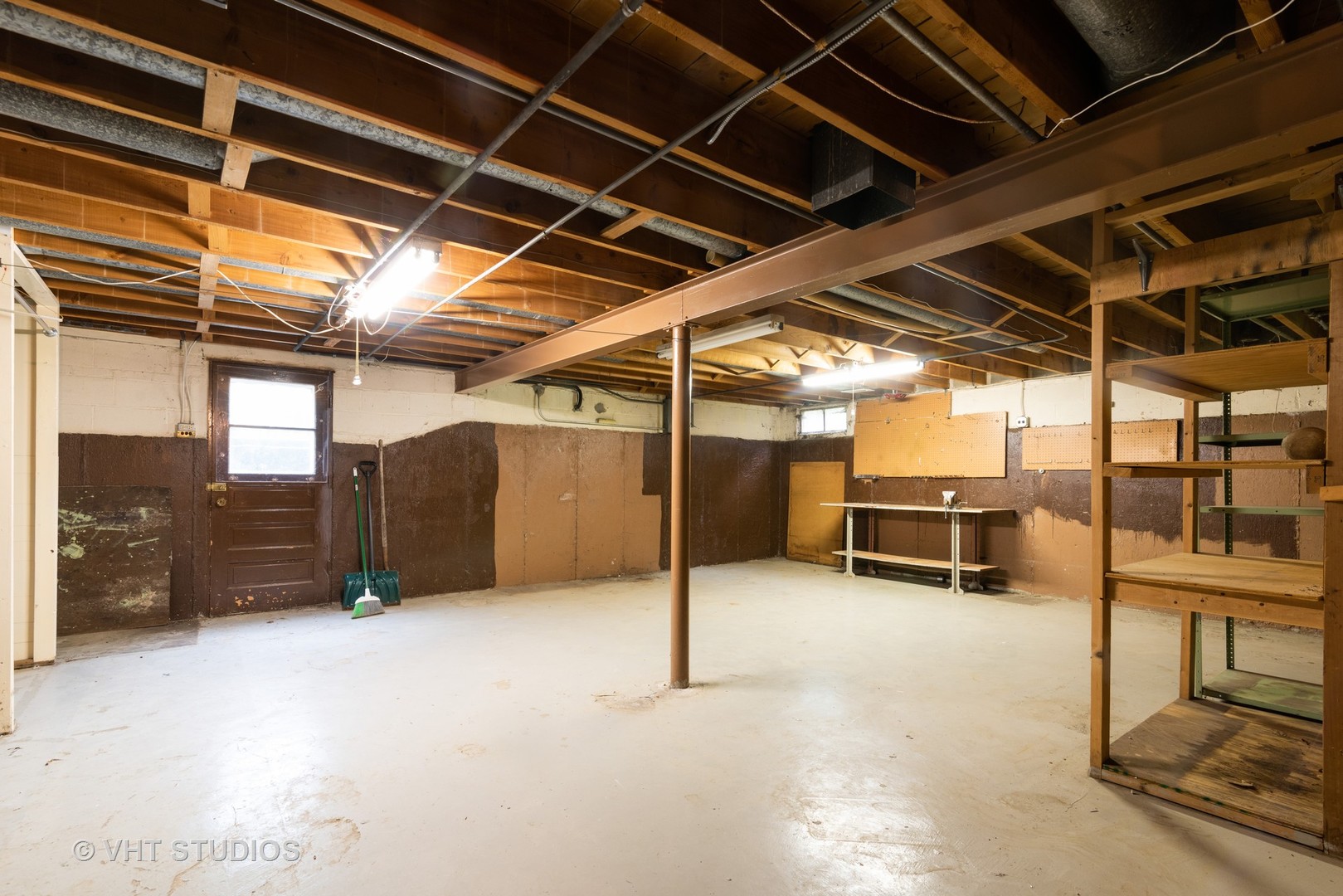 8639 East Prairie Road Skokie, IL 60076 - Photo 8 of 10