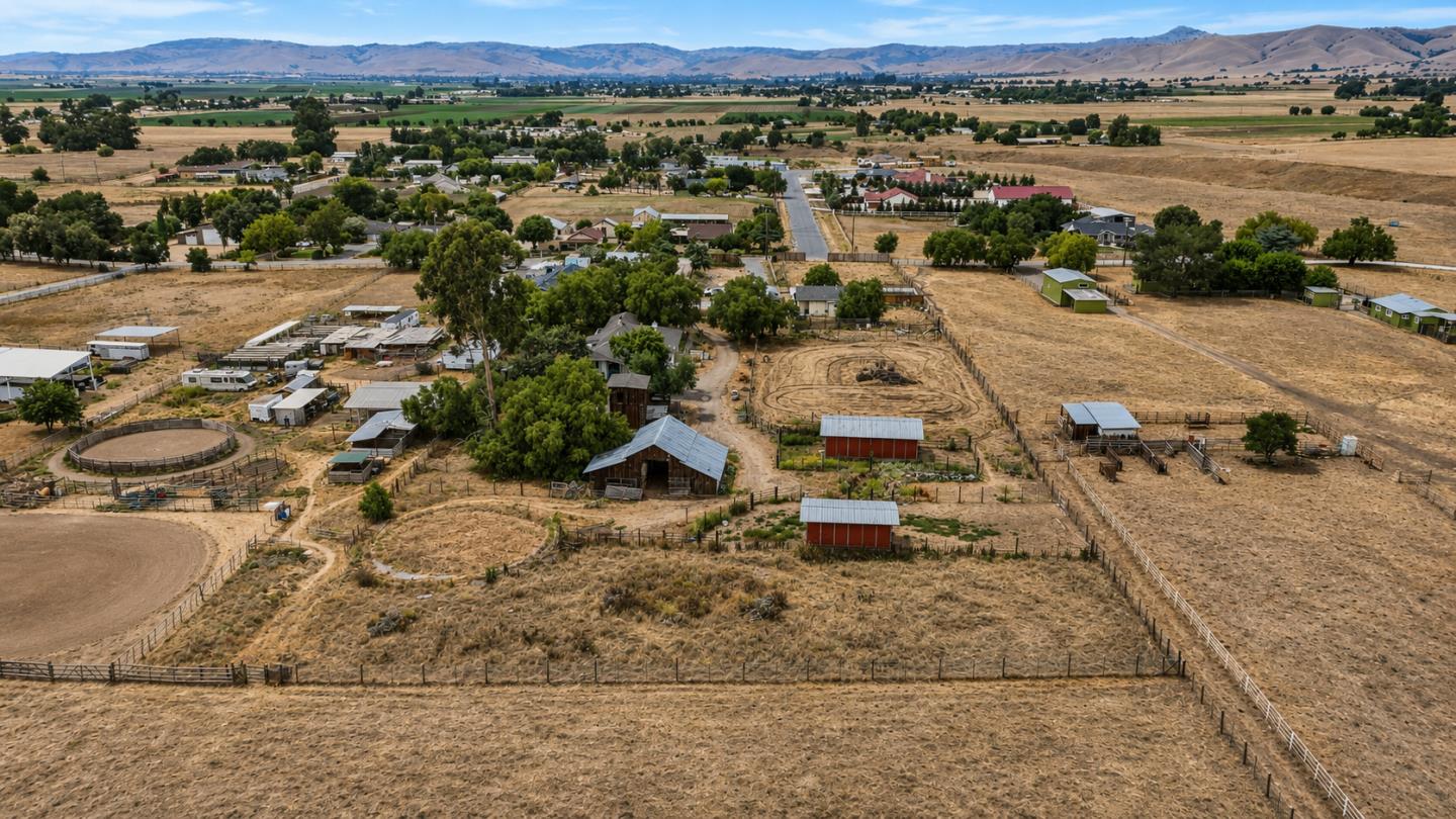 433 Mansfield Road Hollister, CA 95023 - Photo 47 of 49