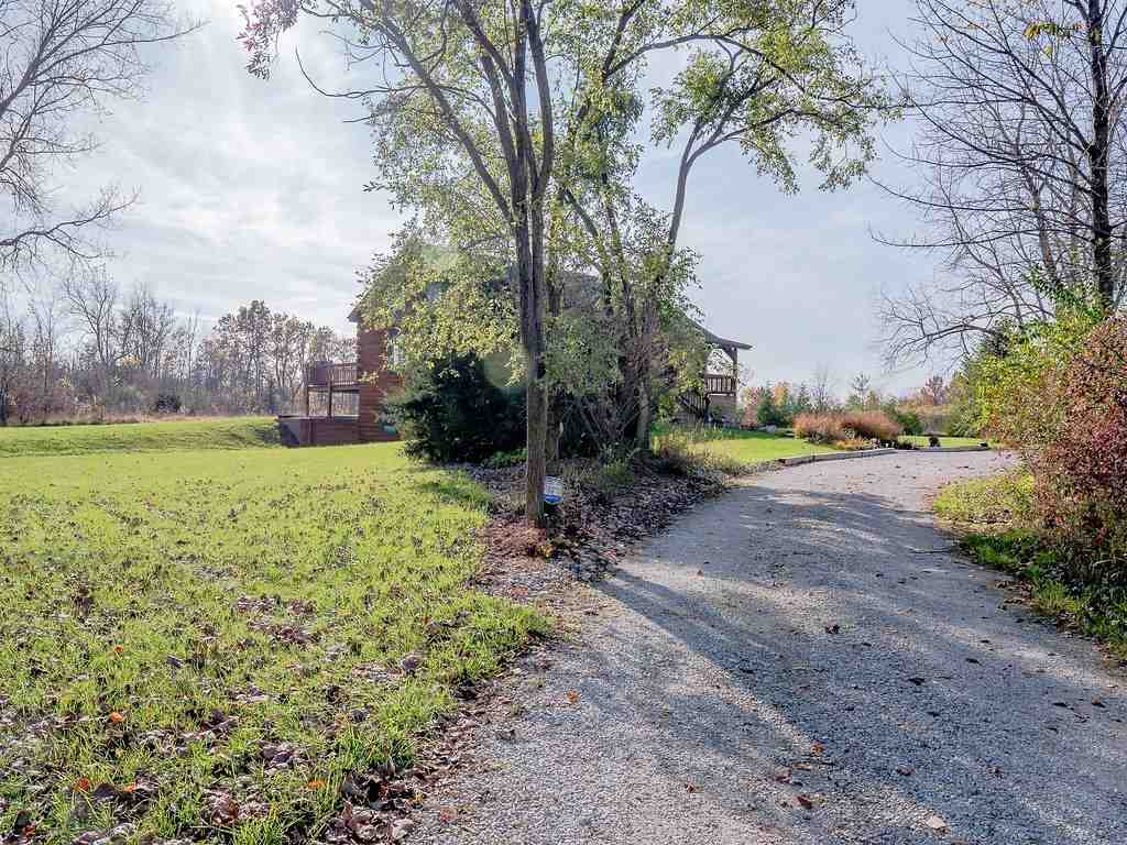 12519 Brandon Road Churubusco, IN 46723 - Photo 2 of 36
