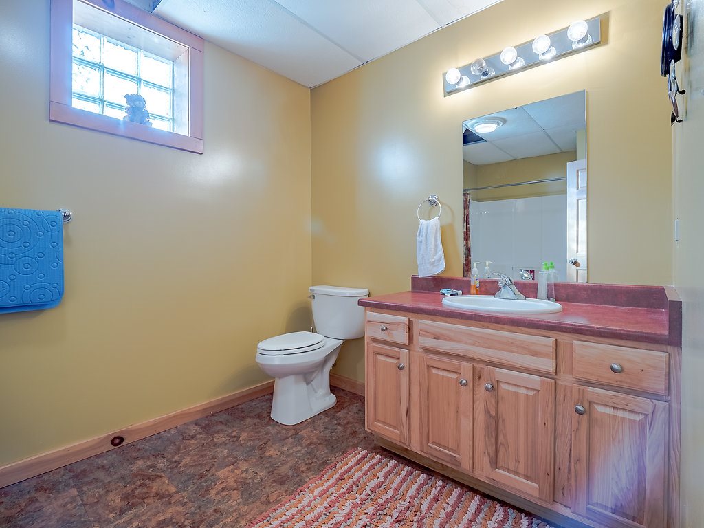 12519 Brandon Road Churubusco, IN 46723 - Photo 27 of 36