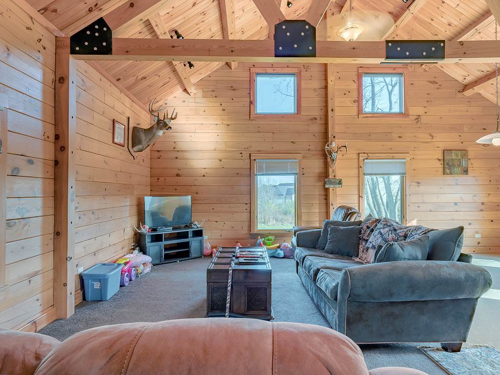 12519 Brandon Road Churubusco, IN 46723 - Photo 9 of 36