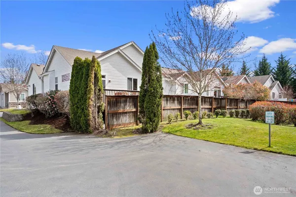 $475,000 | 814 10th Street Southeast, Puyallup, WA 98372