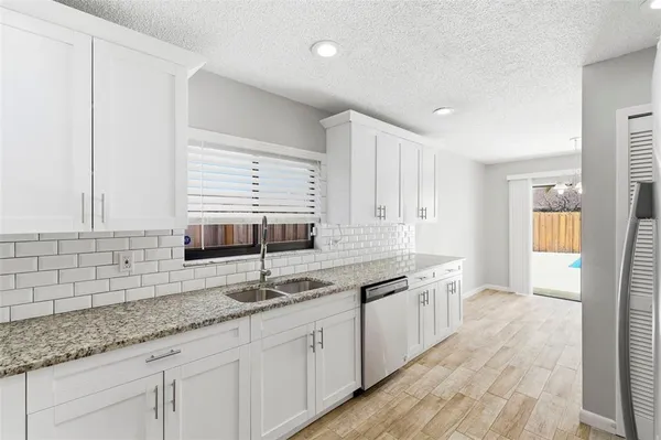 $410,000 | 1925 Redbridge Drive, Brandon, FL 33511