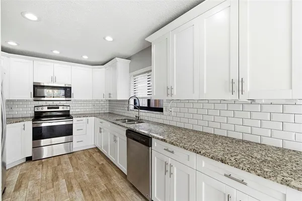 $410,000 | 1925 Redbridge Drive, Brandon, FL 33511