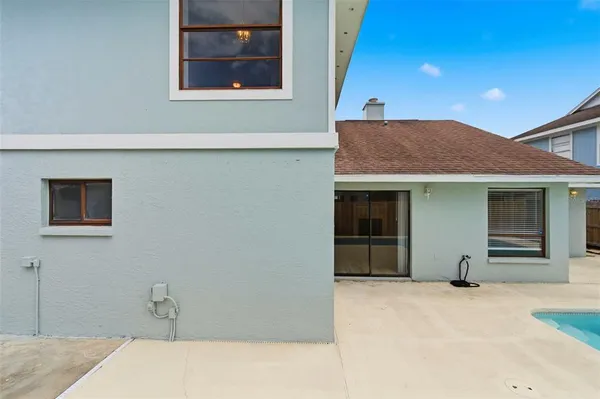 $410,000 | 1925 Redbridge Drive, Brandon, FL 33511