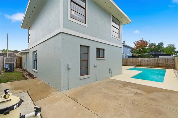 $410,000 | 1925 Redbridge Drive, Brandon, FL 33511