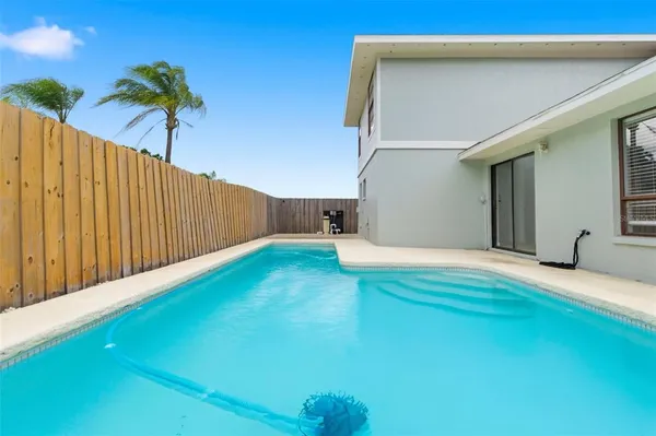 $410,000 | 1925 Redbridge Drive, Brandon, FL 33511