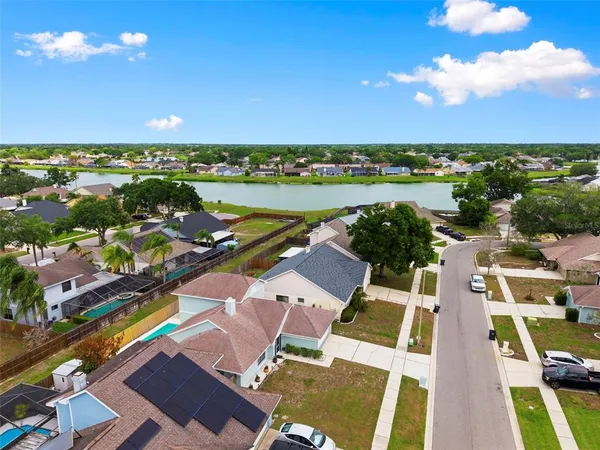 $410,000 | 1925 Redbridge Drive, Brandon, FL 33511
