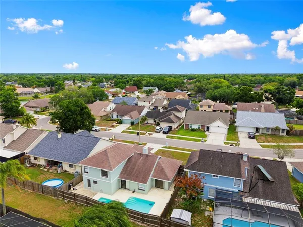 $410,000 | 1925 Redbridge Drive, Brandon, FL 33511