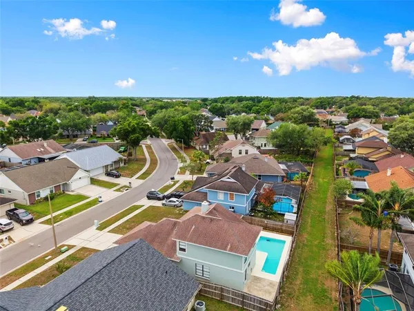 $410,000 | 1925 Redbridge Drive, Brandon, FL 33511