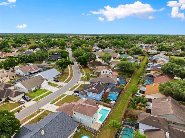 $410,000 | 1925 Redbridge Drive, Brandon, FL 33511