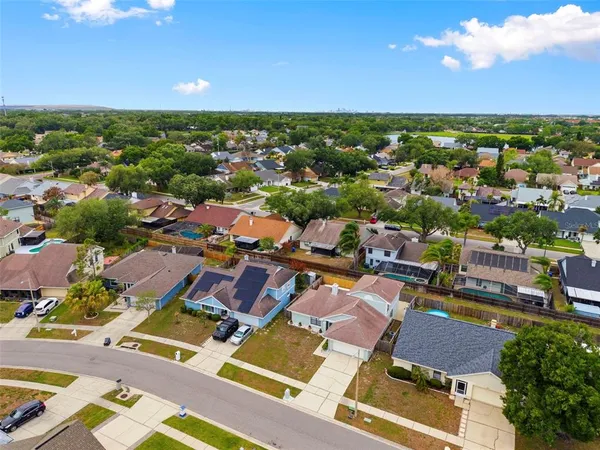 $410,000 | 1925 Redbridge Drive, Brandon, FL 33511