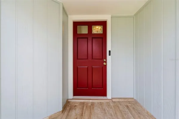 $410,000 | 1925 Redbridge Drive, Brandon, FL 33511